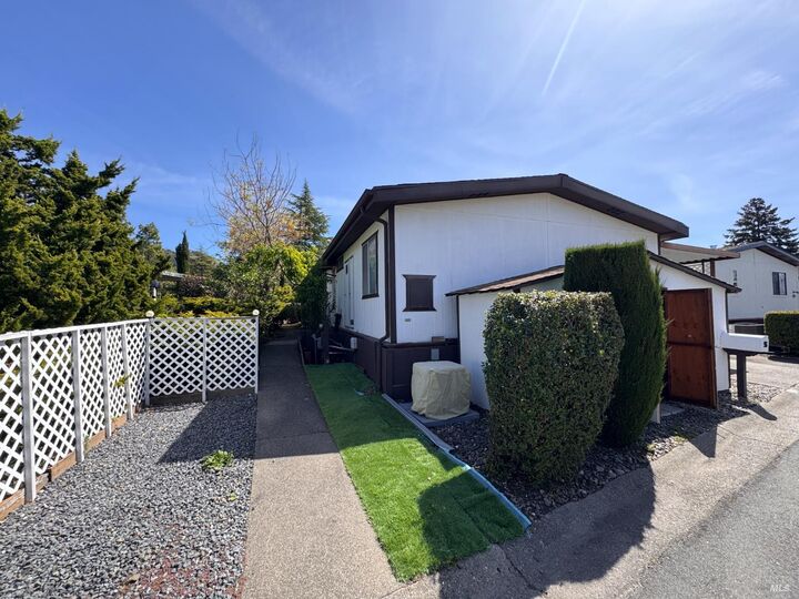Property Photo:  96 Glenoak Court  CA 95409 