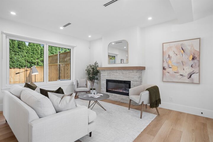 Property Photo: 1308 Malvern Place BC V4M 3H7