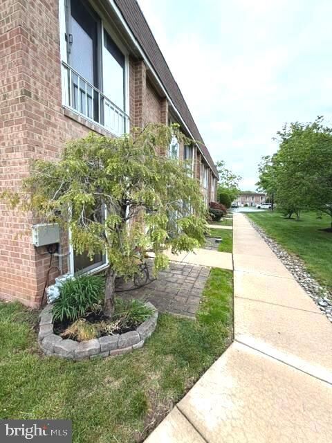 Property Photo:  425 Brandywine Court  PA 18974 