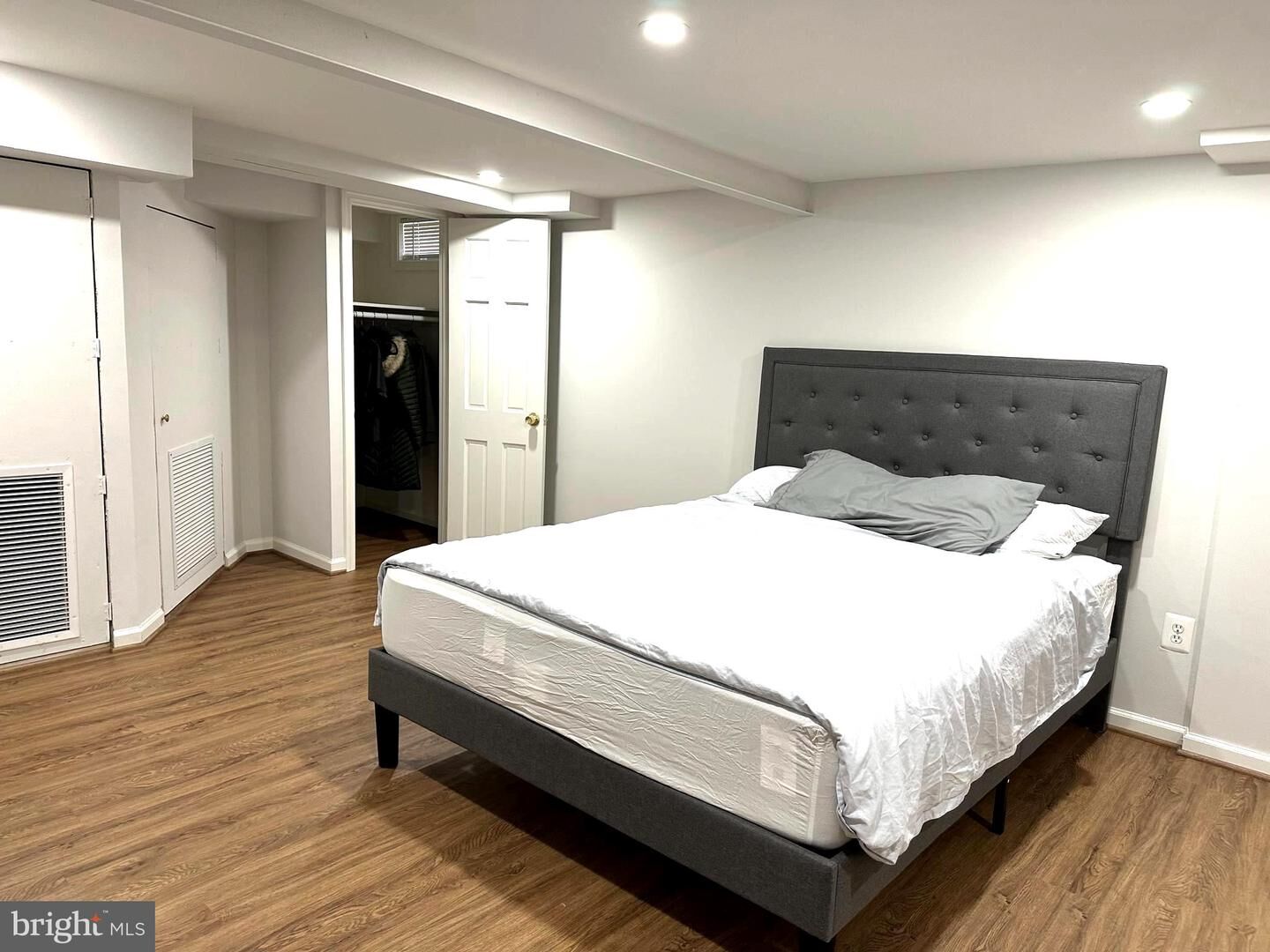 Property Photo:  1549 44th Street NW  DC 20007 