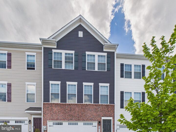 Property Photo: 2011 Pomona Way MD 21702