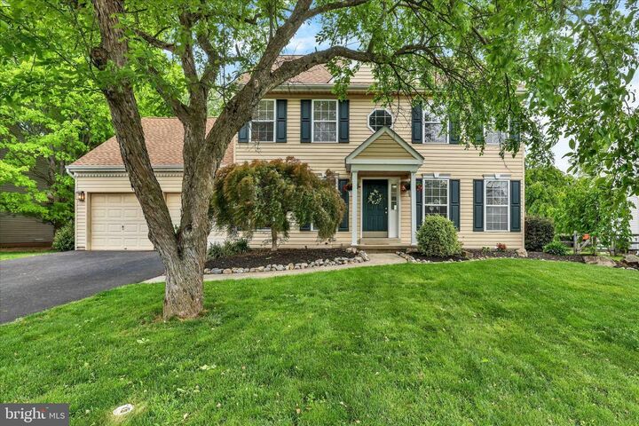 Property Photo:  3901 Daystar Drive  PA 18902 