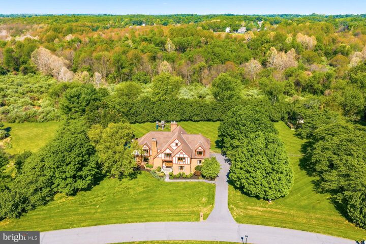 Property Photo:  14008 Crossland Lane  MD 20878 