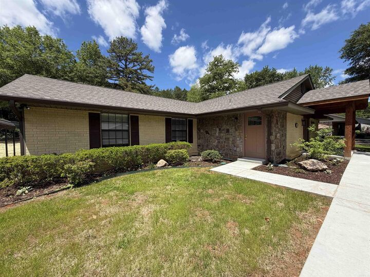 Property Photo:  210 Gary Drive  AR 71953 