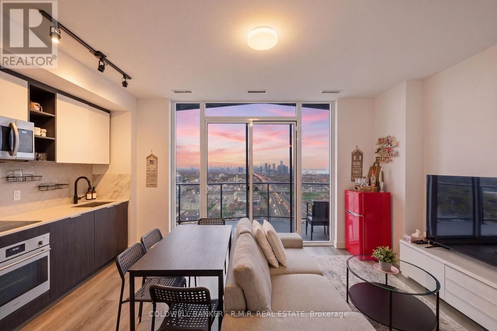 Property Photo:  36 Zorra Street 2707  ON M8Z 0G5 