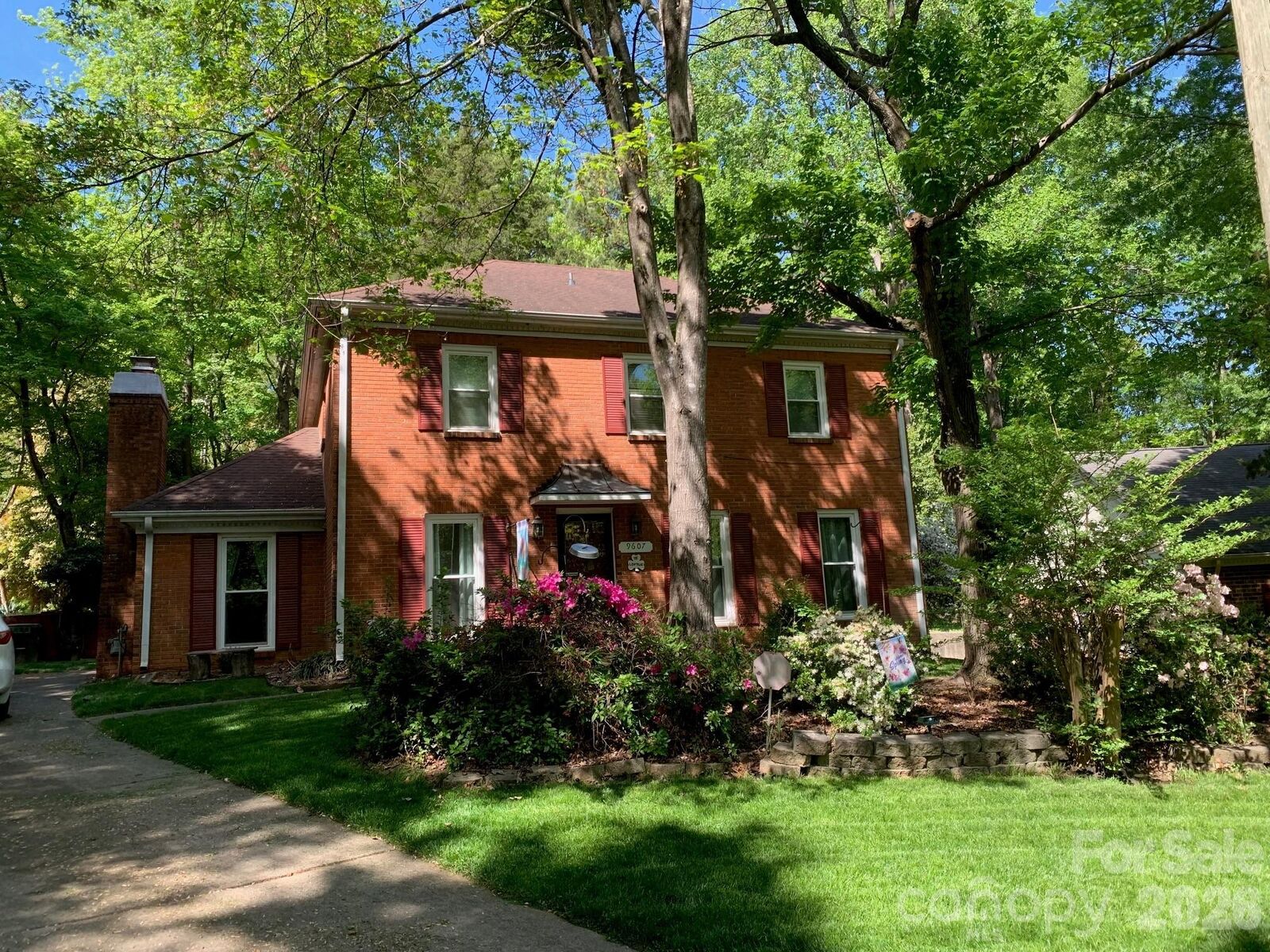Property Photo:  9607 Riddick Place  NC 28105 