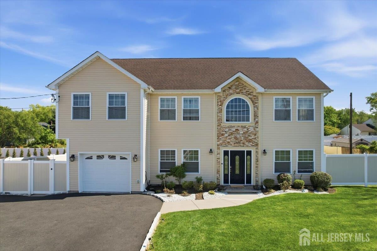 Property Photo:  69 Morris Avenue  NJ 08854 