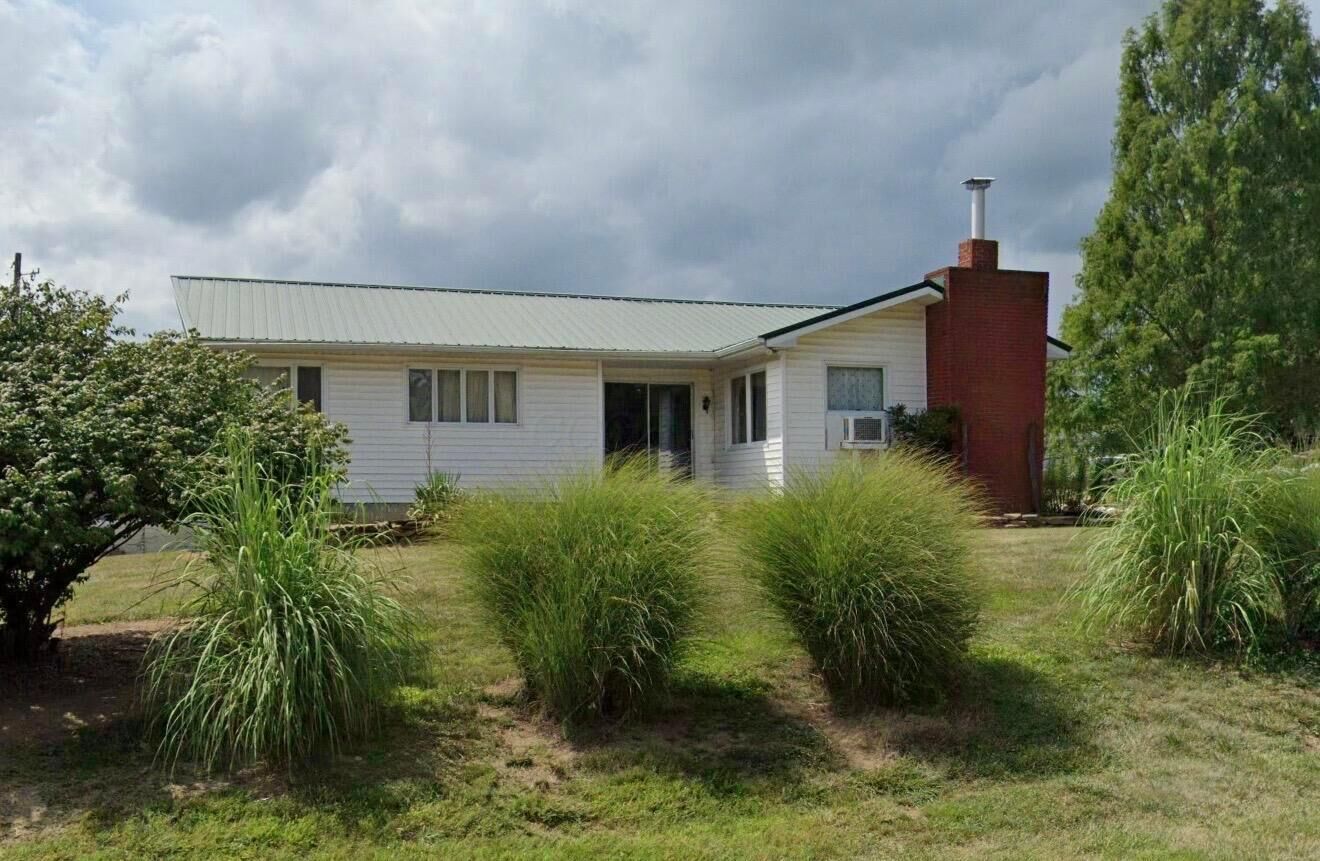 Property Photo: 12094 Gay Street OH 43101
