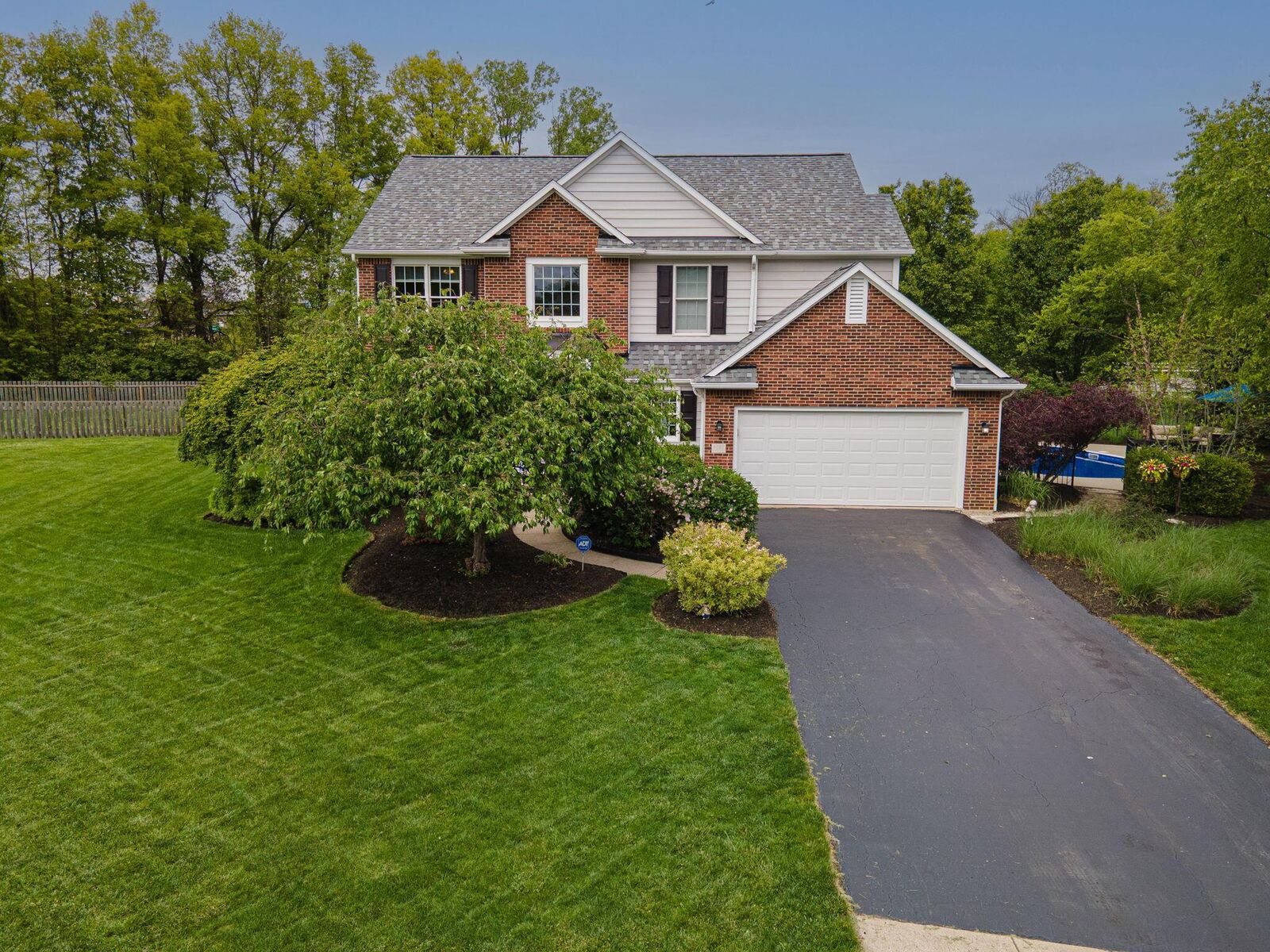 Property Photo:  9186 Marlebury End  OH 43065 
