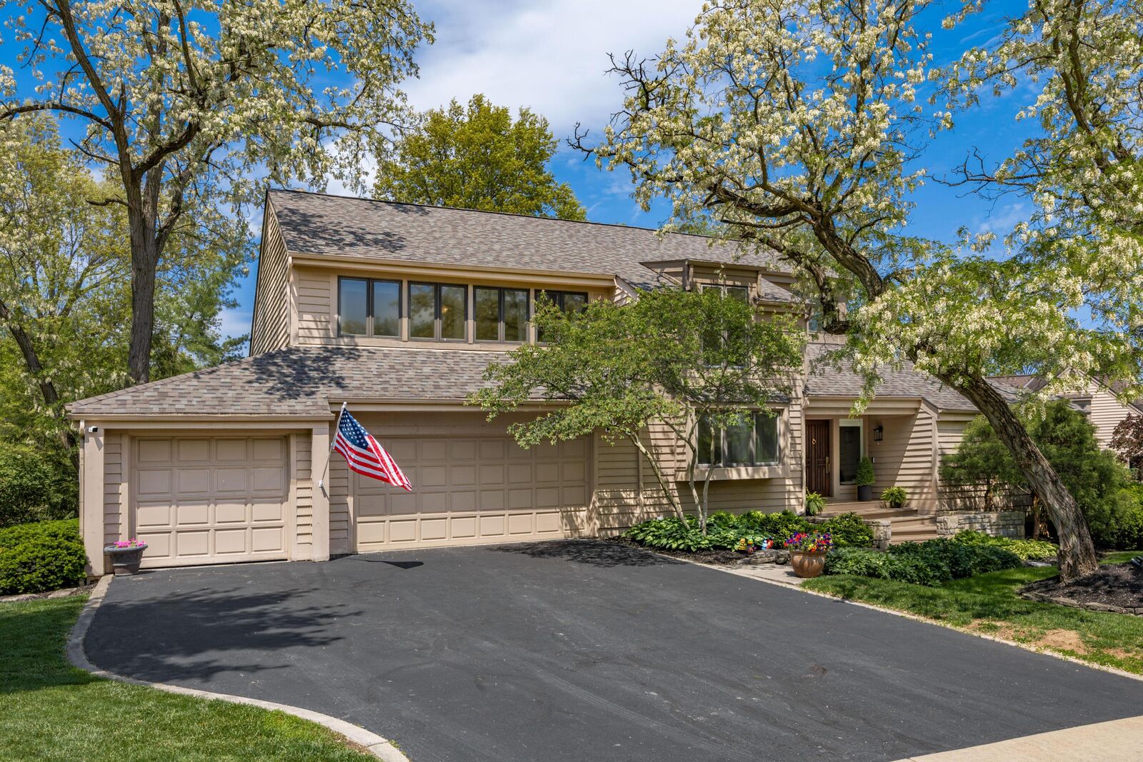Property Photo:  5392 Aryshire Drive  OH 43017 