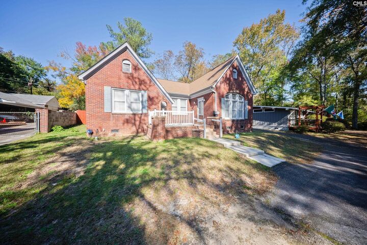 Property Photo:  709 Sunset  SC 29203 