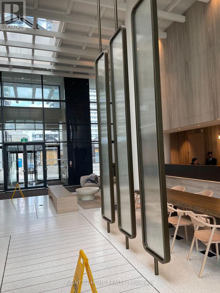 Property Photo:  225 Commerce Street 5010  ON L4K 0R1 