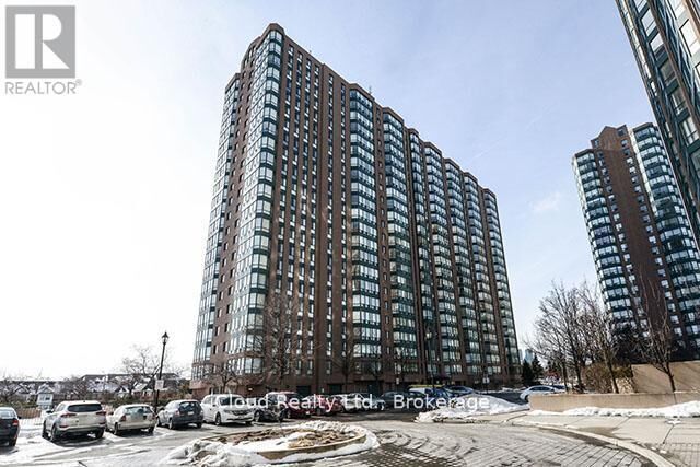 Property Photo:  145 Hillcrest Avenue 202  ON L5B 3Z1 