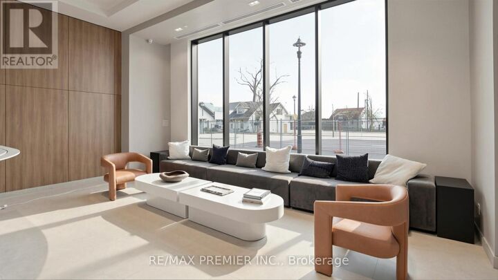 Property Photo:  2075 Lakeshore Road 1108  ON L7R 0H3 