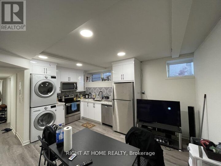 Property Photo:  1258 Broadview Avenue 1  ON M4K 2T4 