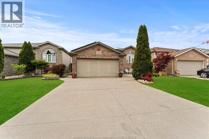 Property Photo:  4883 Whitefish  ON N9G 3E1 