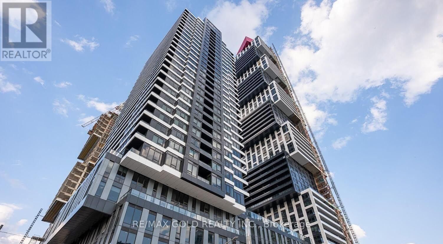 Property Photo:  4015 The Exchange Street 4806  ON L5B 0N9 