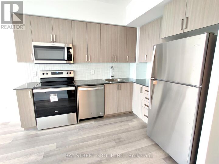 Property Photo:  1603 Eglinton Avenue West 206  ON M6E 2H1 