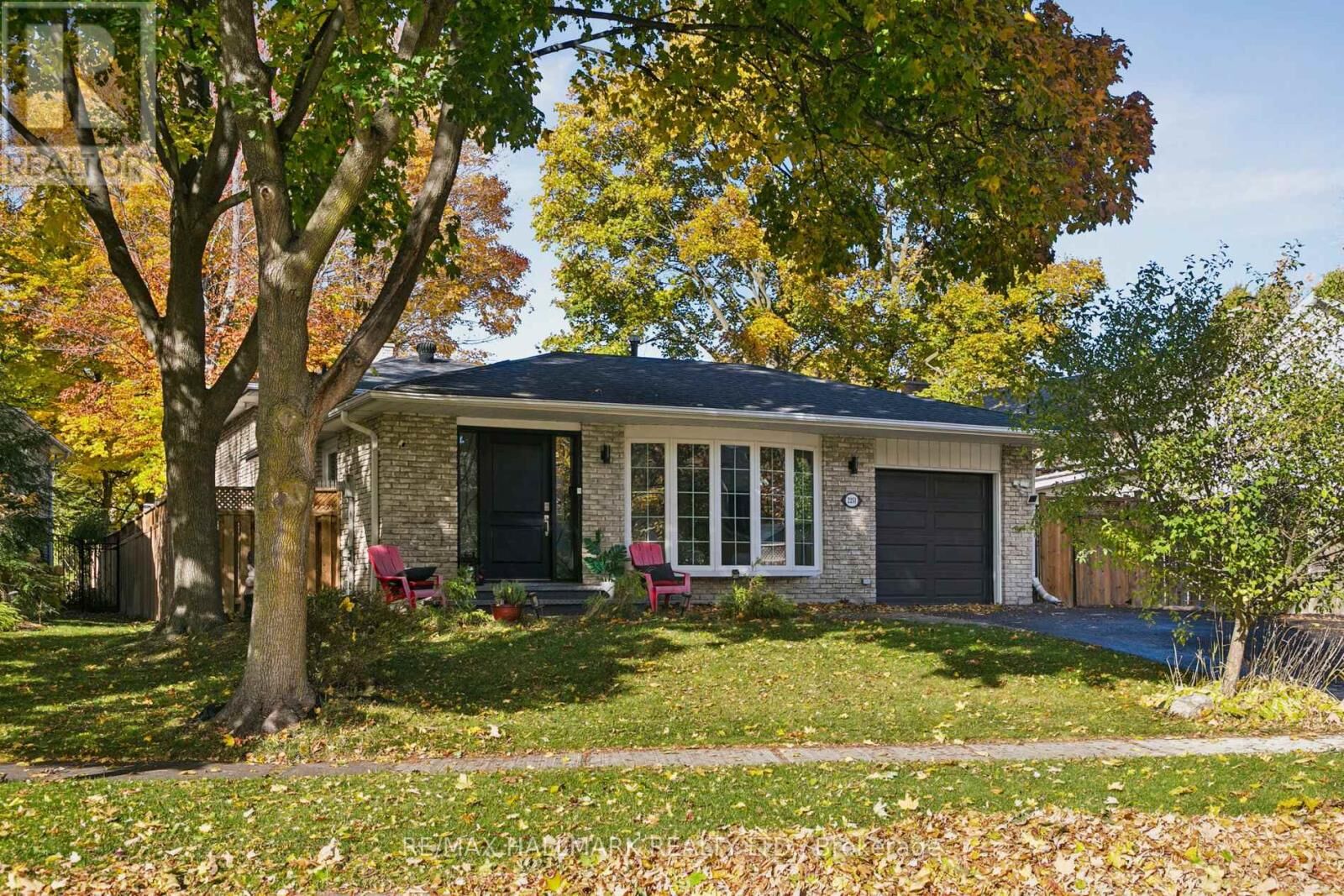 Property Photo:  2251 Carol Road  ON L6J 5K9 