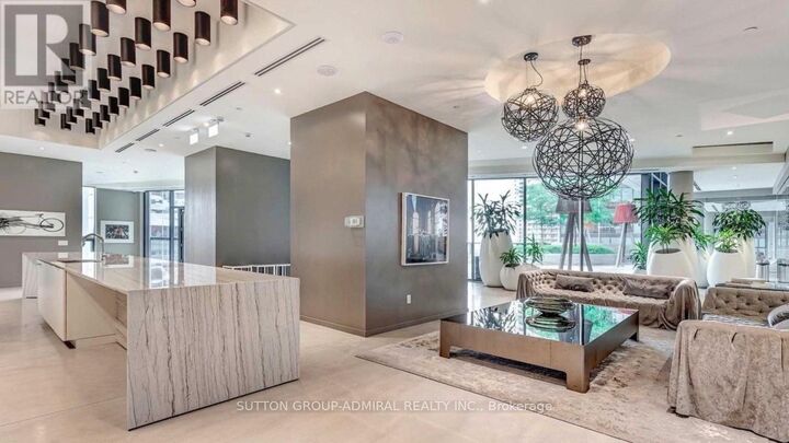 Property Photo:  100 Harbour Street 1011  ON M5J 0B5 