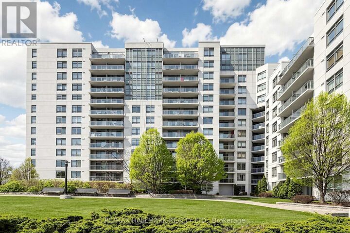Property Photo:  812 Lansdowne Avenue 1119  ON M6H 4K5 