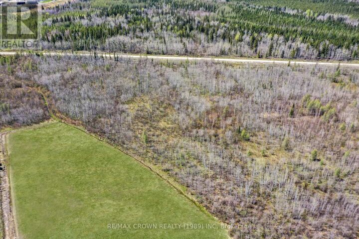 Property Photo:  69 Clear Lake Road North  ON P5N 2X7 
