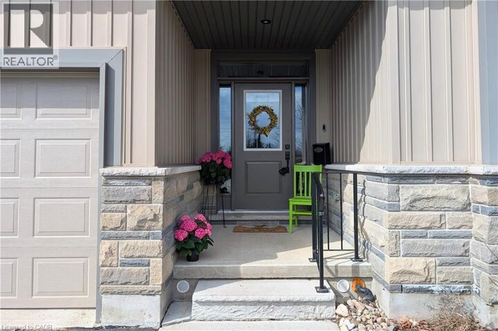 Property Photo:  250 Hostetler Road 7  ON N3A 0E4 