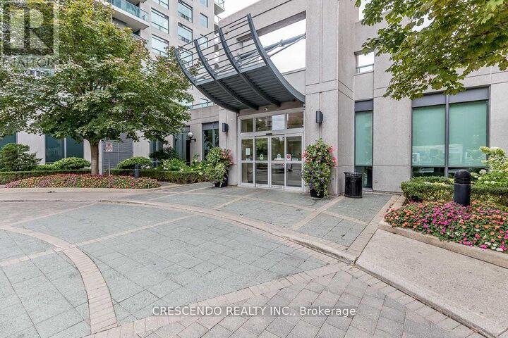 Property Photo:  30 Harrison Garden Boulevard 902  ON M2N 7A9 