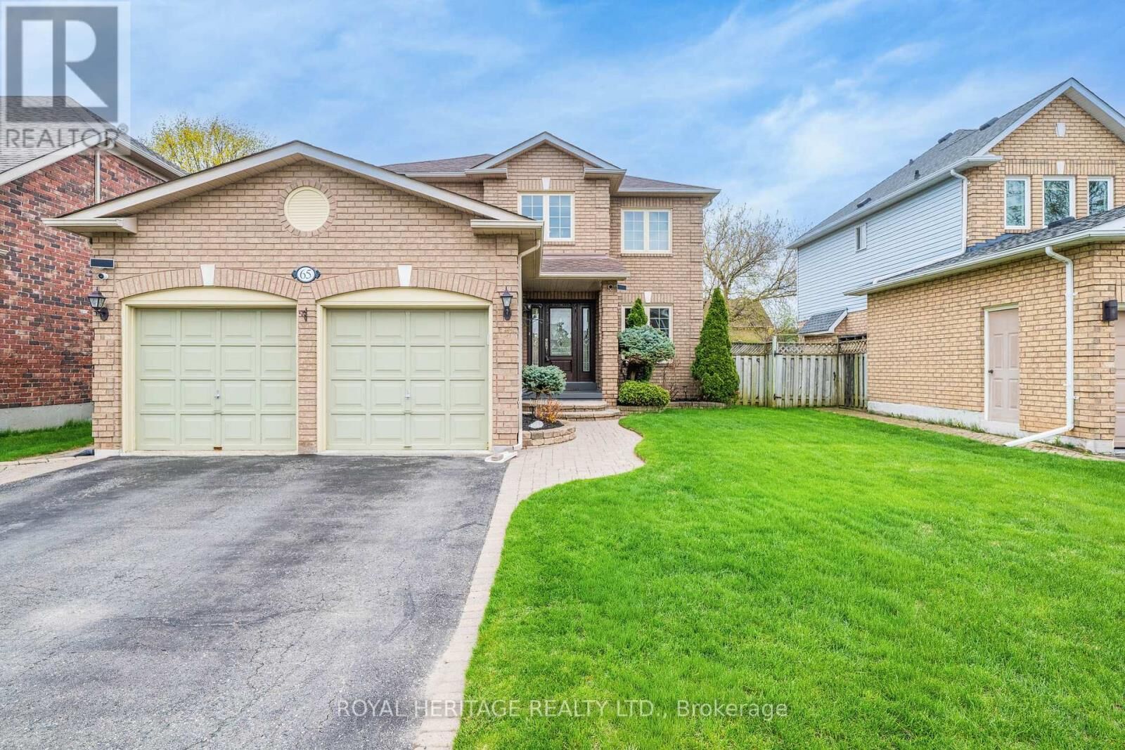 Property Photo:  65 Ireland Street  ON L1C 4V1 