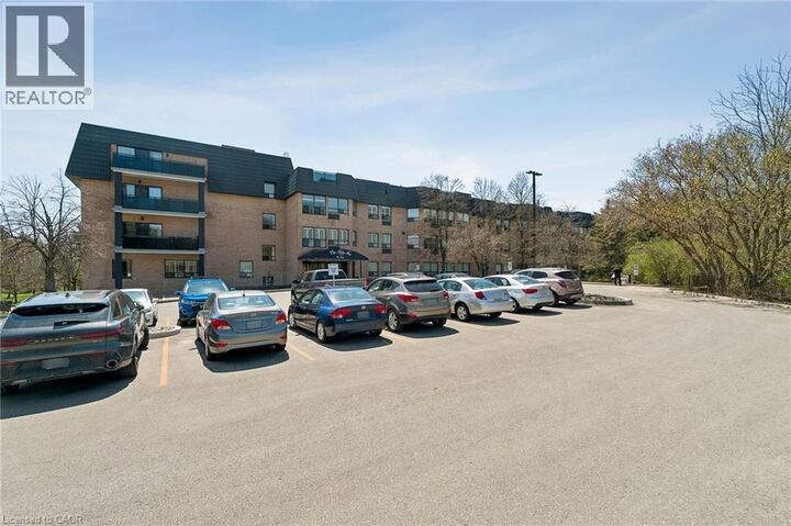 Property Photo:  155 Main Street North 327  ON L3Y 8C2 