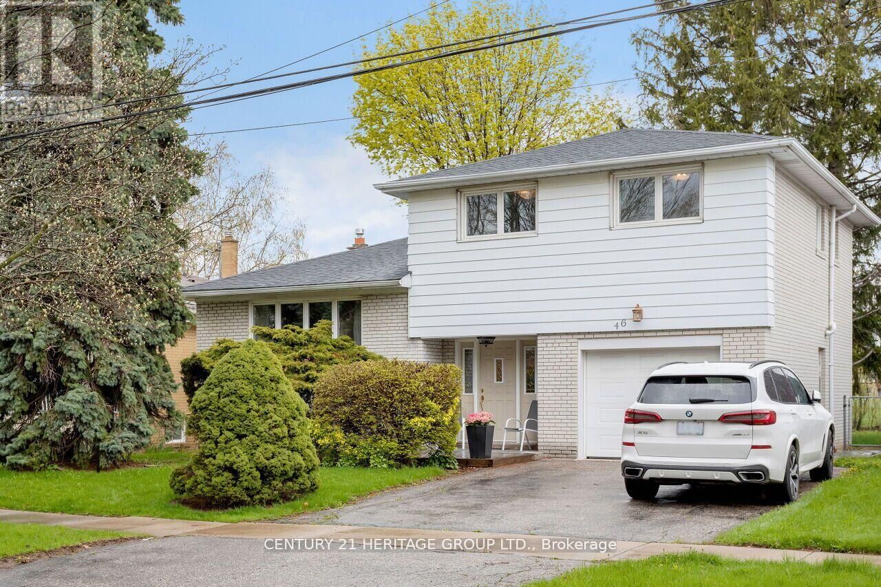 Property Photo:  46 Marathon Crescent  ON M2R 2L7 