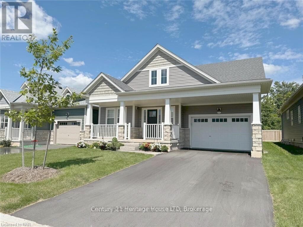 Property Photo: 11 Beach Walk Crescent ON L0S 1N0