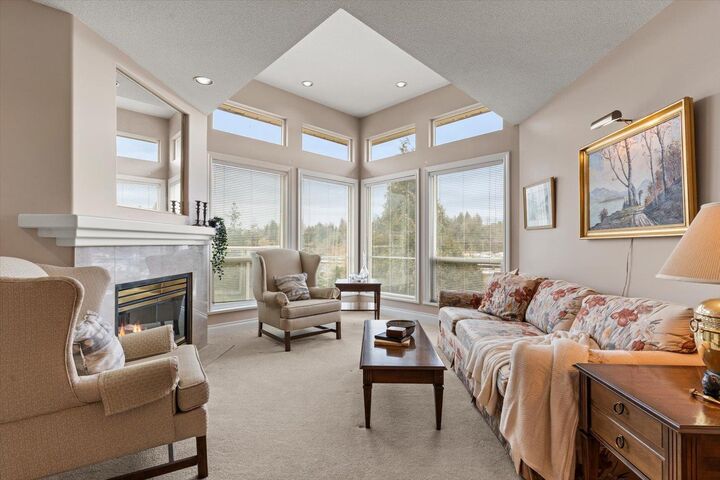 3354 Horn Street 11 — photo 1