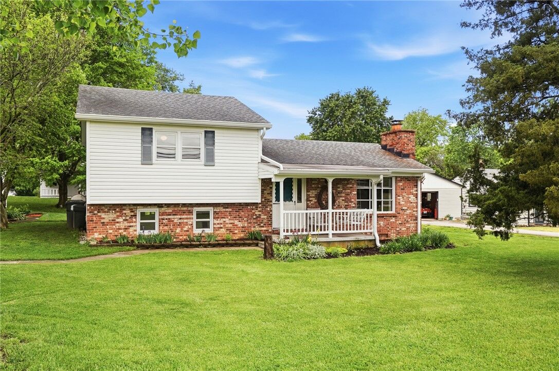 Property Photo:  5799 Shaker Road  OH 45005 