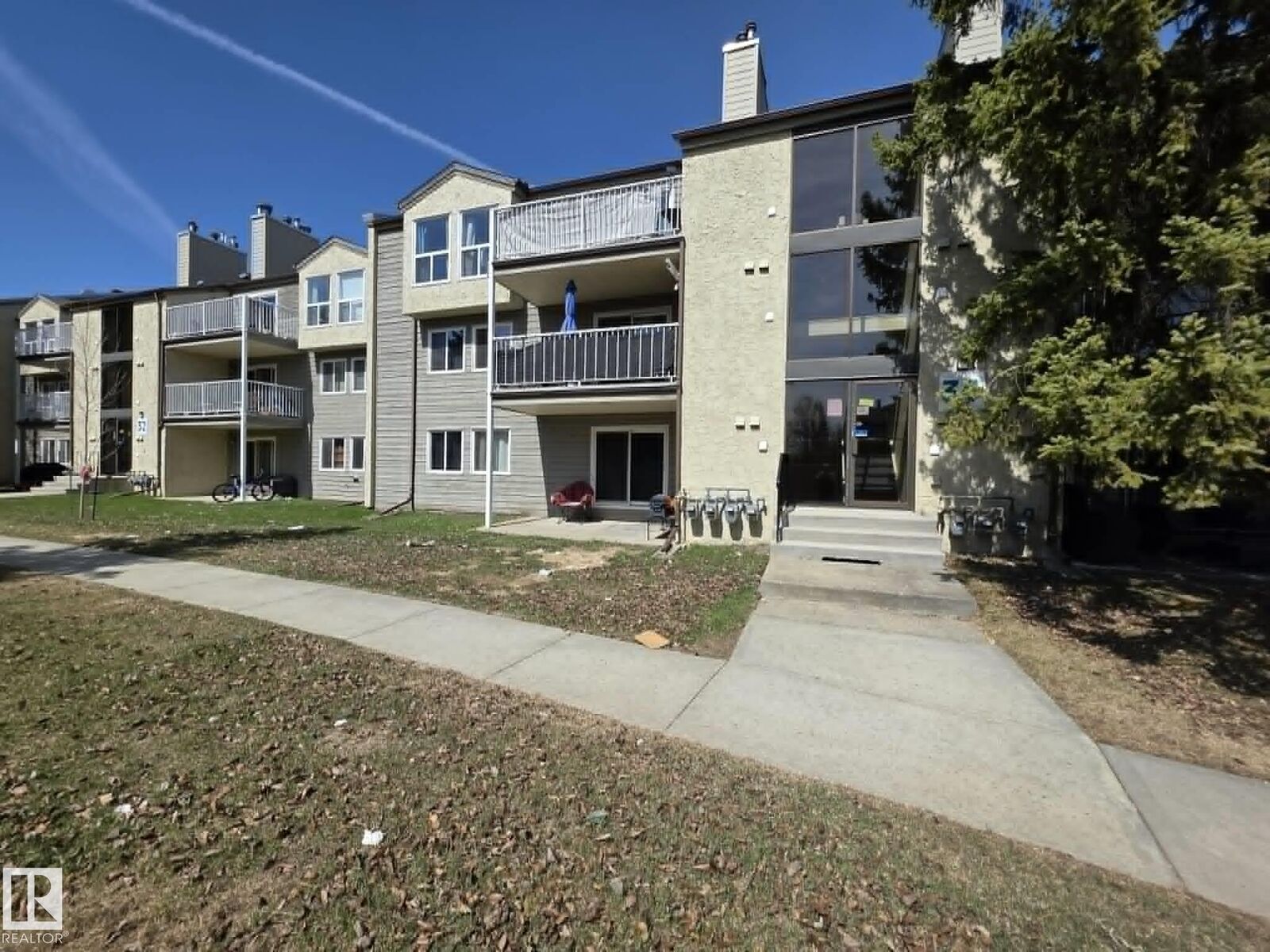 Property Photo:  34 Alpine Place 304  AB T8N 2Y2 