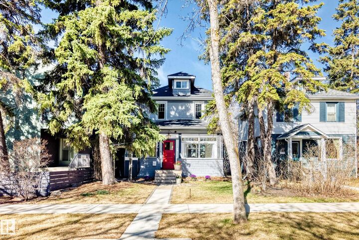 Property Photo:  11206 126 Street NW  AB T5M 0R2 