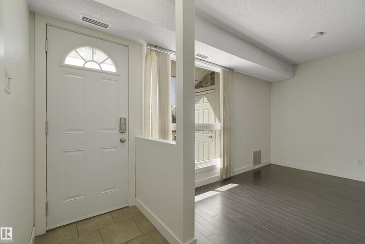 Property Photo:  2204 118 Street NW 54  AB T6J 5K2 