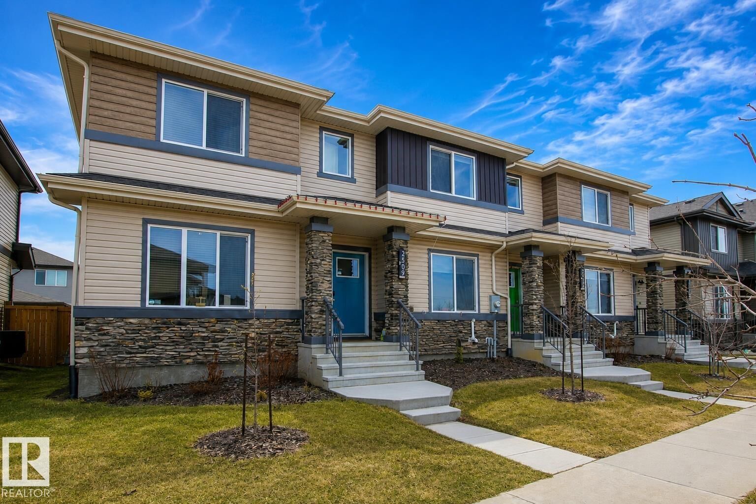 Property Photo:  2509 14 Avenue NW  AB T6T 2J6 