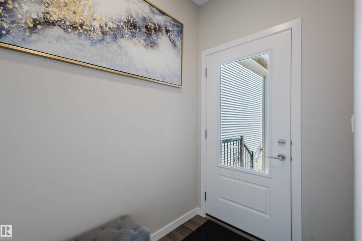 Property Photo:  5612 Hawthorn Way SW  AB T6X 3C1 