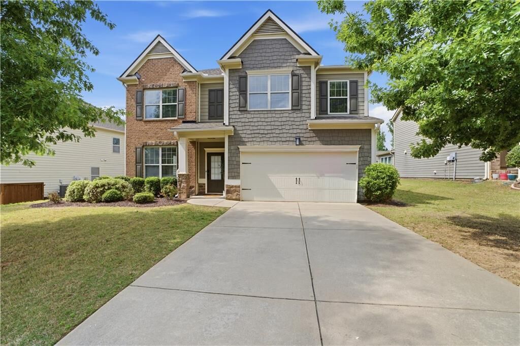 Property Photo: 5750 Palmtree Pass GA 30040