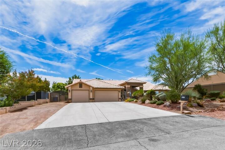 Property Photo: 8645 Bright Angel Way NV 89149