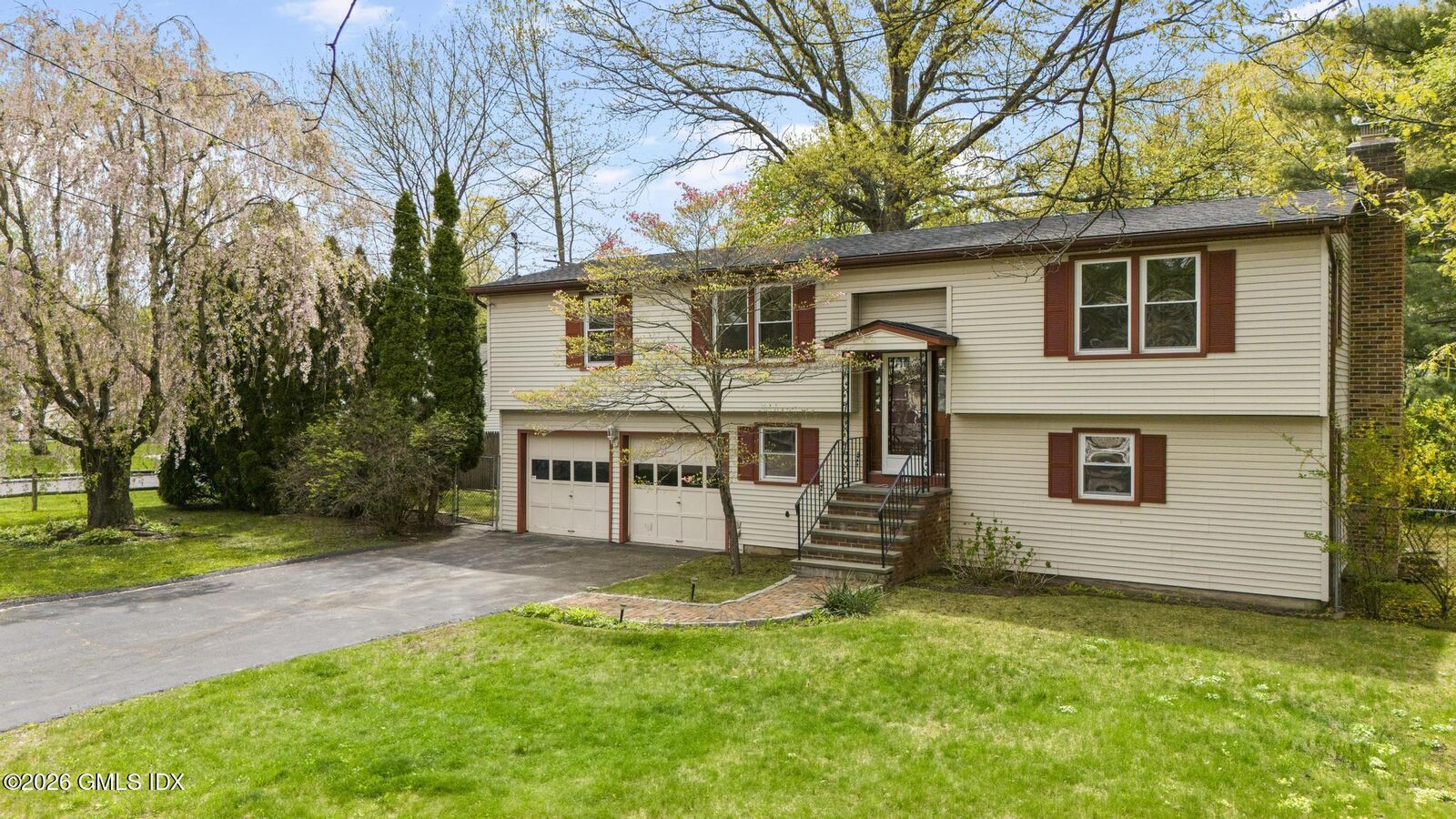 Property Photo:  22 Carrona Drive  CT 06878 