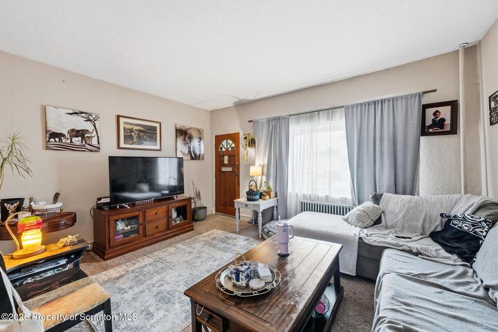 Property Photo:  1522-1524 1508 Elizabeth Street  PA 18504 