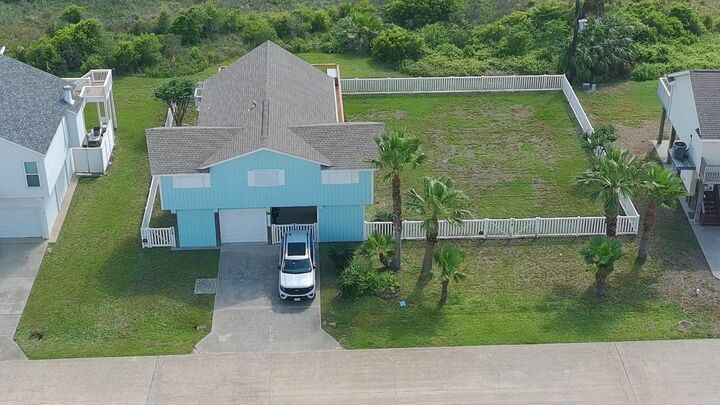 Property Photo:  4121 Isla Del Sol  TX 77554 