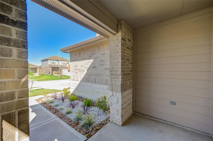 Property Photo:  5406 Castlebury Meadows Drive  TX 77373 