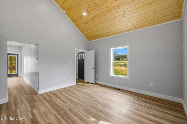 Property Photo:  310 Manilla Rd  TN 37329 