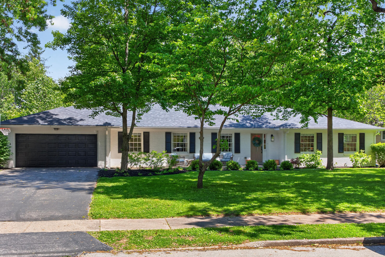 Property Photo:  1119 Athenia Drive  KY 40504 