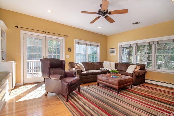 Property Photo:  53 Mohican Park Avenue  NY 10522 