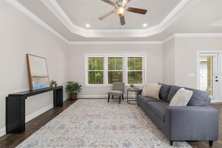 Property Photo:  4884 SW 64th Road  FL 32608 