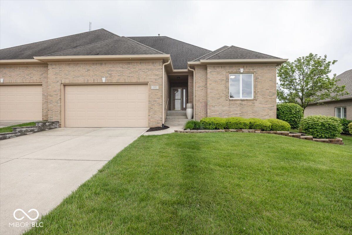 Property Photo:  3249 Windham Drive  IN 46143 